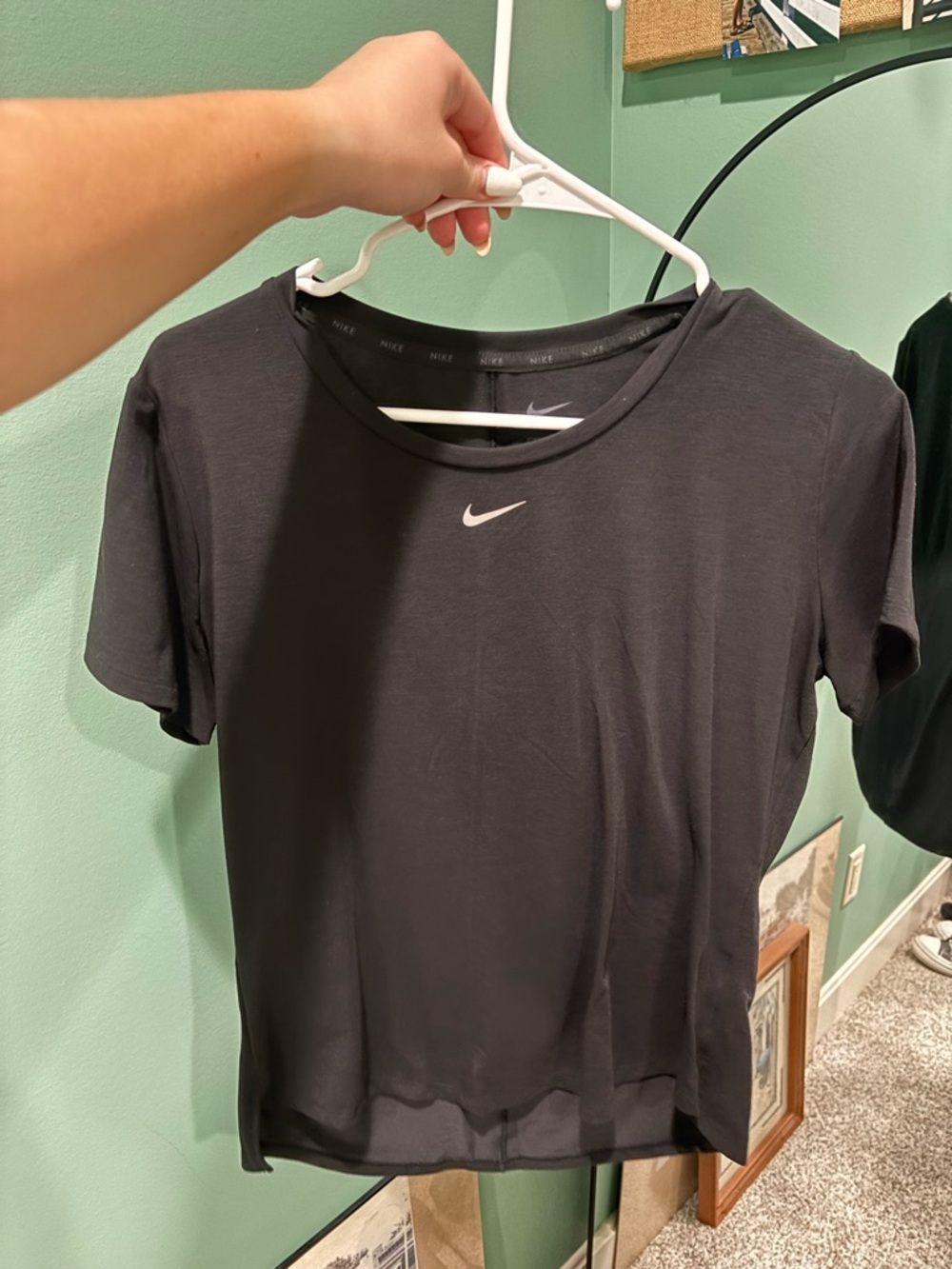 Nike Black Women's Short-Sleeve Performance Tee